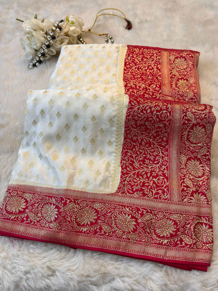 Premium Silk Saree with All-Over Butti & Rich Contrast Zari Border