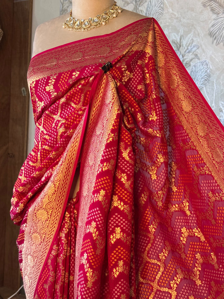 Khaddi Georgette Saree with Gold Zari Butti & Traditional Woven Border